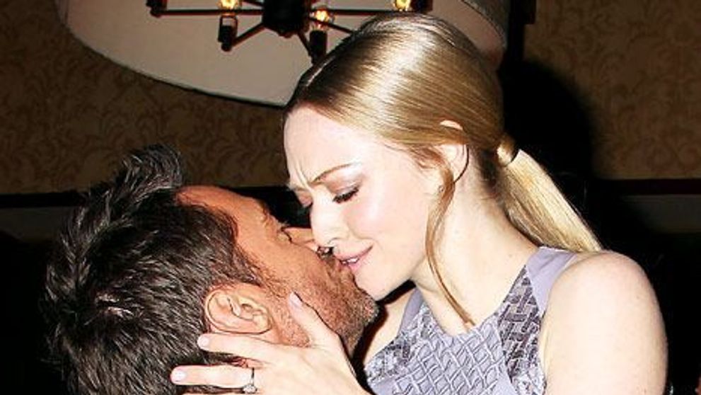 Amanda Seyfried: ce surpriza i-a facut Hugh Jackman vedetei din Mizerabilii de ziua ei de nastere. Cosette, rolul pe care actrita il astepta de 12 ani