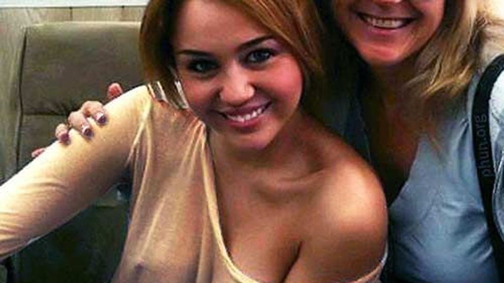 Miley Cyrus, <span style=