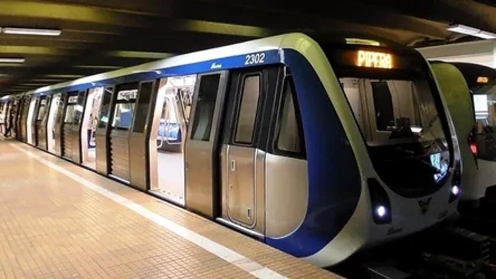 Haos la metrou! Sute de călători au fost debarcați din motive de siguranță. Ce s-a întâmplat