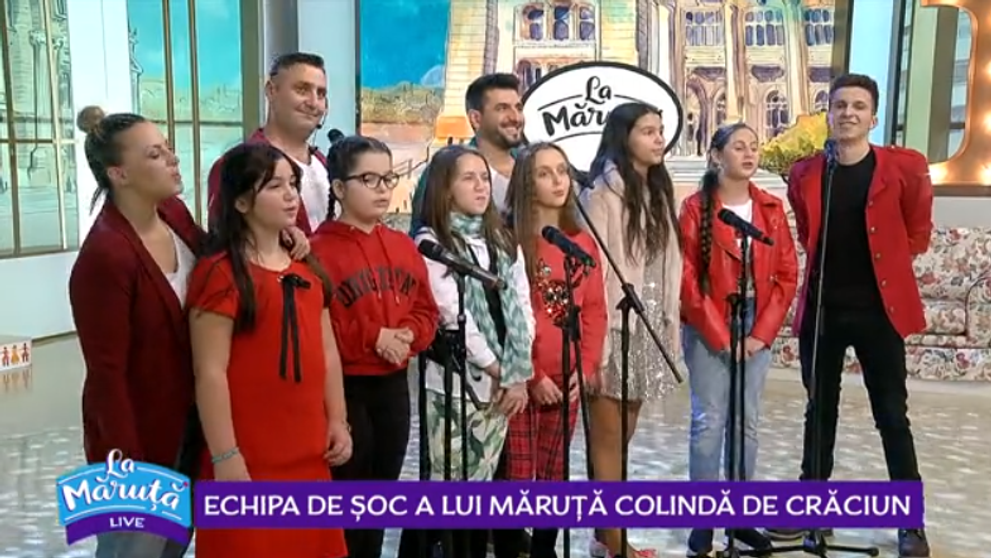 VIDEO Echipa de șoc a lui Măruță colindă de Crăciun