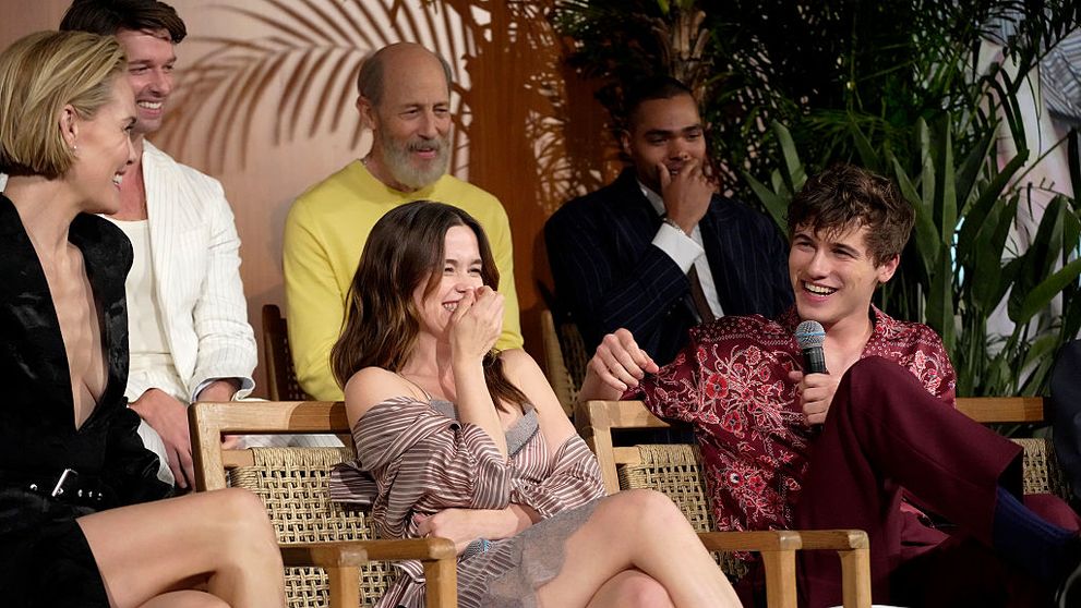 Scena de amor care trebuia să apară în ultimul episod al sezonului 3 din serialul „The White Lotus”. Cine sunt actorii pe care fanii n-au avut ocazia să-i vadă împreună