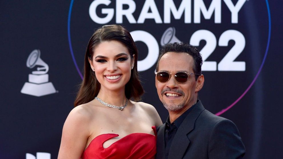 Marc Anthony, nuntă ca-n povești cu iubita tinerică! Fosta Miss Univers Paraguay a îmbrăcat o rochie splendidă