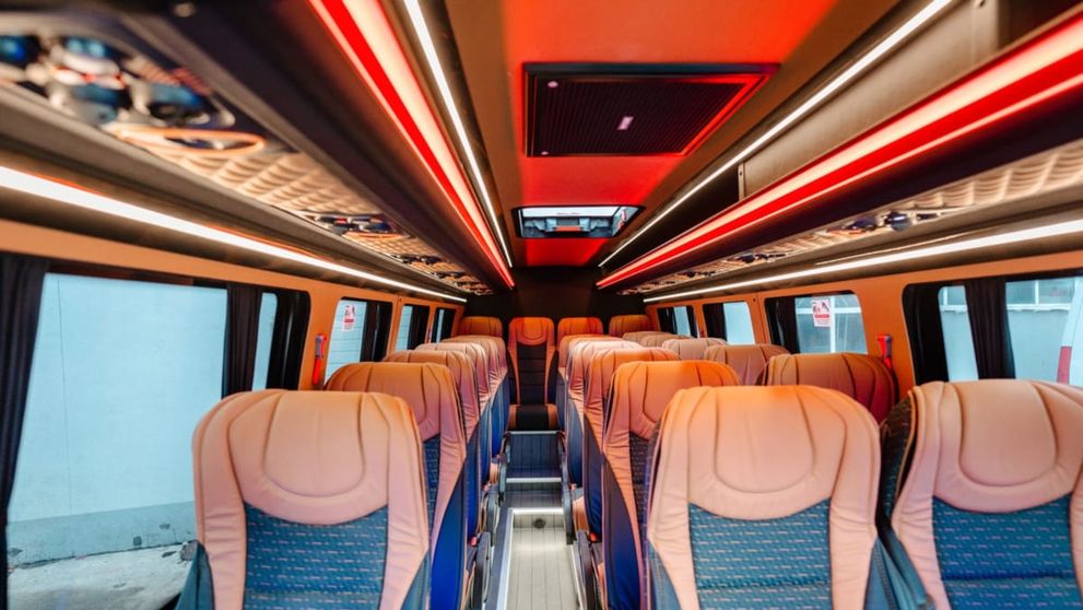 (P) Transformarea microbuzelor pentru transport specializat: Soluții adaptate nevoilor tale