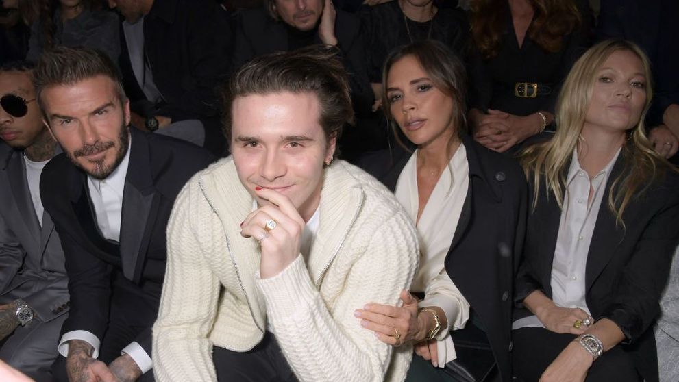 Brooklyn Beckham se plimbă prin oraș cu mașina tatălui său, un McLaren 765LT de 280.000 de lire sterline