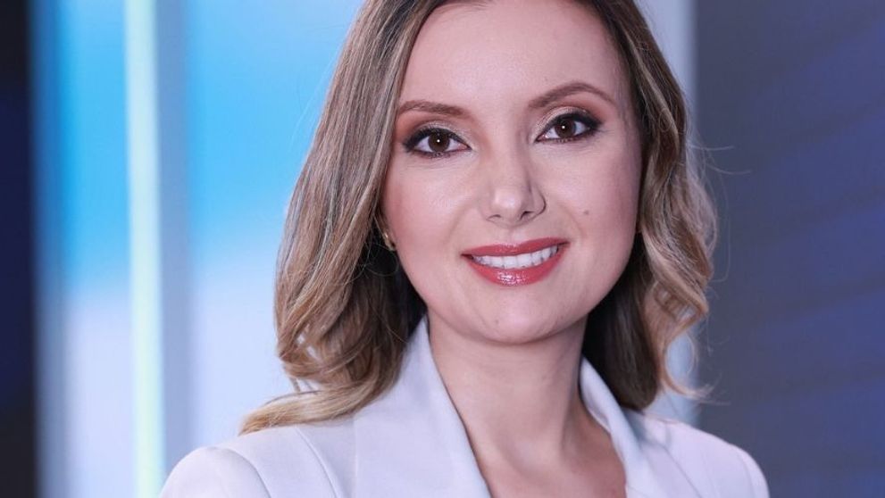 Laura Culiță prezintă Conectat la România, din 8 aprilie, pe stirileprotv.ro