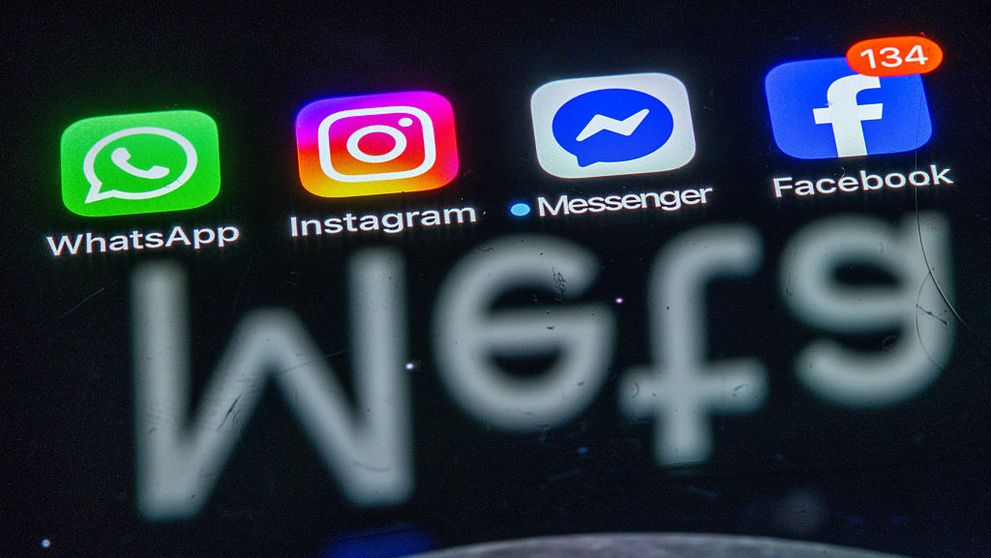 Utilizatorii de Apple, Google și Facebook, avertizați să-și schimbe parola ACUM! 16 miliarde de conturi sunt afectate. ”Este mama tuturor scurgerilor de informații”
