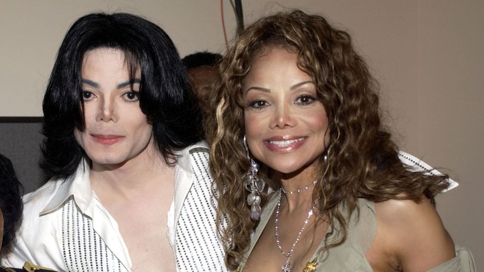 The Sun: LaToya Jackson a vândut secretele familiei pentru 2,99 dolari pe minut