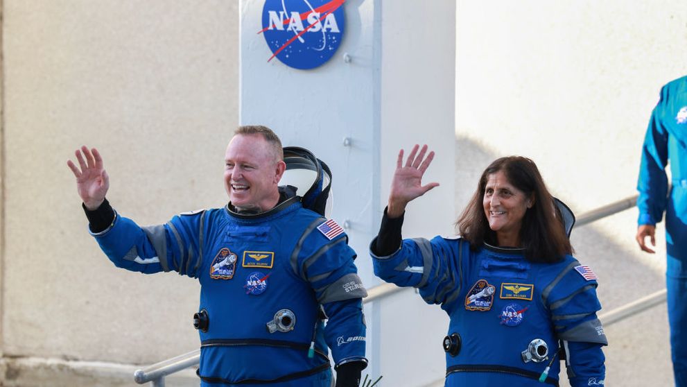 Viral pe TikTok. Cum au astronauții relații intime în spațiu. Butch Wilmore și Suni Williams vor fi blocați împreună pentru 6 luni, pe Stația Spațială Internațională