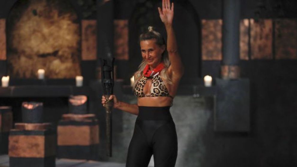 Crina Abrudan, din tribul Faimoșilor, a fost eliminată de la Survivor!