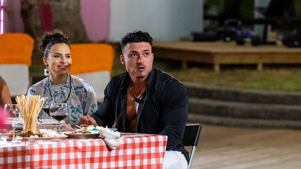 Bombshell-ul suprem intră în vila Love Island pentru a destabiliza cel mai puternic cuplu: ”Am venit să-l fac pe Andrei, din nou, al meu!”