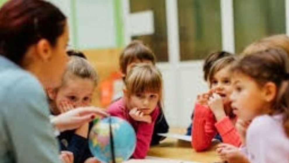 (P) Teddybar.ro... beneficiile pe care le are un copil care studiază într-o școală privată de calitate!