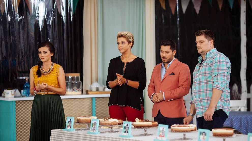 Carmen a parasit cortul Bake Off Romania dupa o lupta stransa si multe emotii
