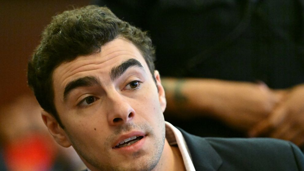 Când viața bate filmul! Veste grozavă pentru Luigi Mangione, deținutul cu față de model. Ce a hotărât judecătoarea care se ocupă de speța lui