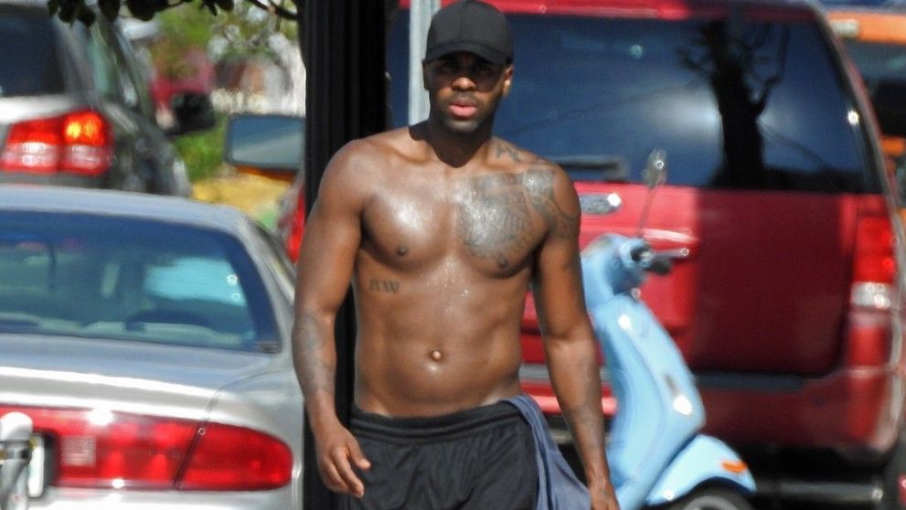 Interzis pe Instagram din cauză că este prea dotat. Jason Derulo, siderat