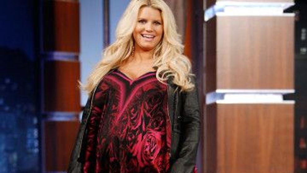 Ar putea oricand sa imbrace pantalonii minusculi care au facut-o celebra. Tranformarea spectaculoasa a Jessicai Simpson, dupa ce a slabit 30 de kilograme