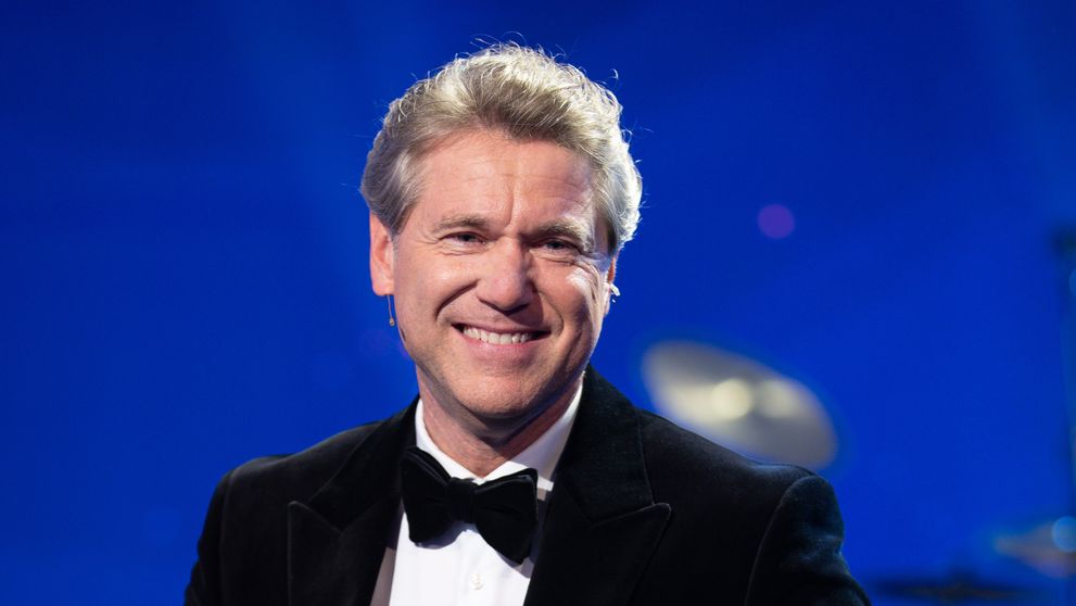 Florin Răducioiu își face planuri pentru nuntă. La 53 de ani, fostul fotbalist s-a  îndrăgostit de o femeie cu 10 ani mai tânără decât el