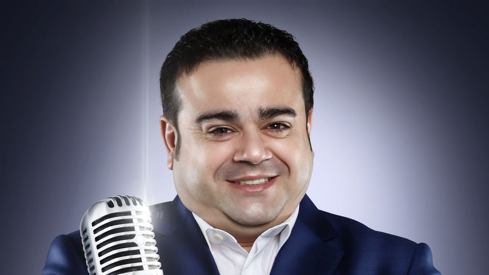 Adrian Minune nu mai vrea bani lipiți pe frunte, așa că a digitalizat dedicațiile. Ce sumă cere pentru o dedicație vorbită, dar pentru  una cântată
