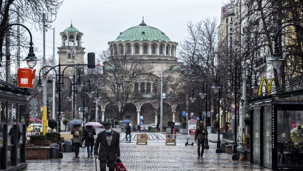 Bulgaria, lecție pentru România. Ce fac vecinii noștri aflați în șomaj tehnic