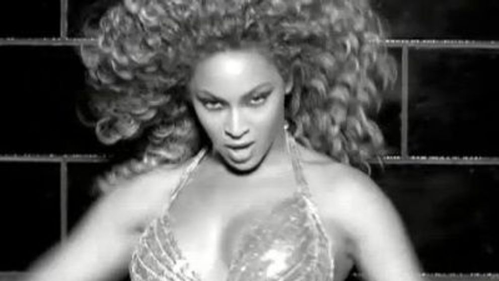 TOP 10 Cele mai sexy videoclipuri ale lui Beyonce! VIDEO GALERIE