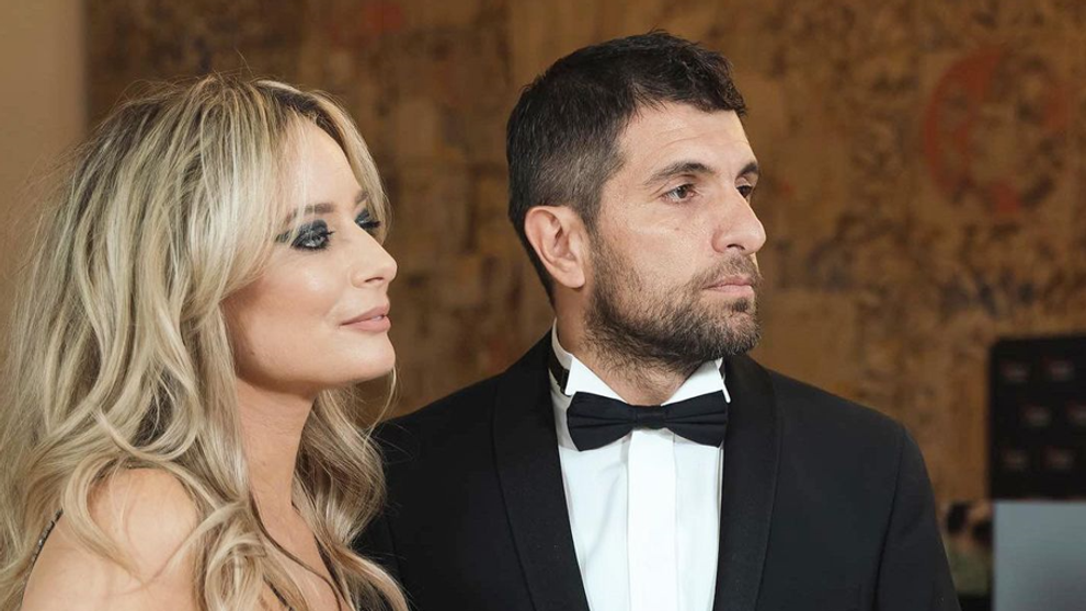 Laura Cosoi, poze superbe din biserică. Ce eveniment important a avut în familie