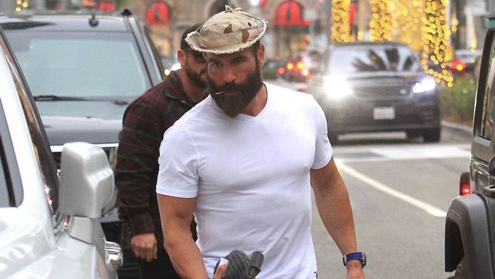 Excentricul Dan Bilzerian a pierdut 1 milion de dolari în 40 de secunde. Mai are 198 de milioane