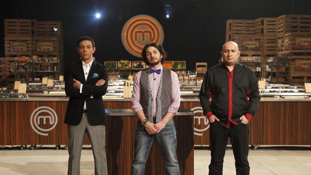 Cel mai sexy jurat de la MasterChef e <span style=