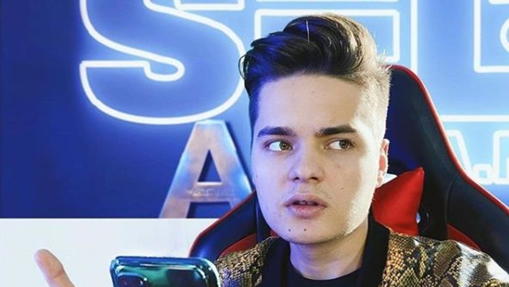 Selly și colegii lui din 5GANG vând măști SOS în timpul pandemiei! 30% din încasări vor fi donate