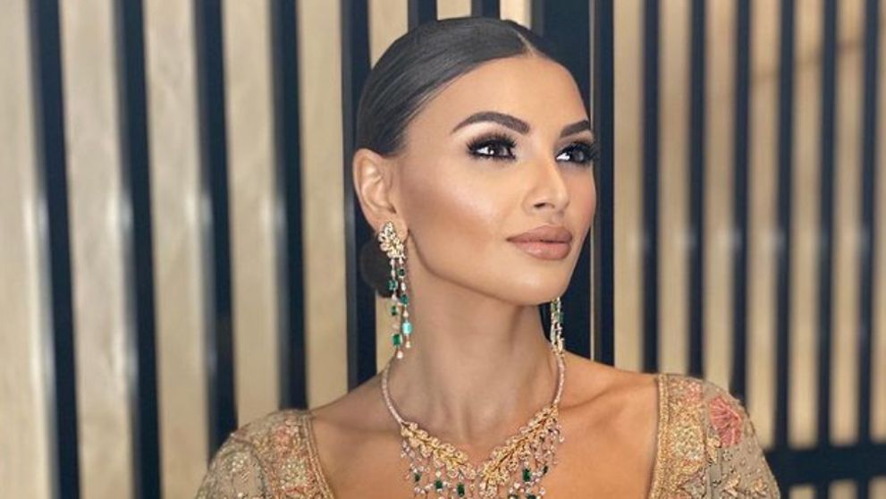 Ramona Gabor rupe tăcerea despre adevărata sursă de venit. Acuzată că stă la mâna bogaților din Dubai, sora Monicăi Gabor a mărturisit tot adevărul: „Sunt norocoasă”