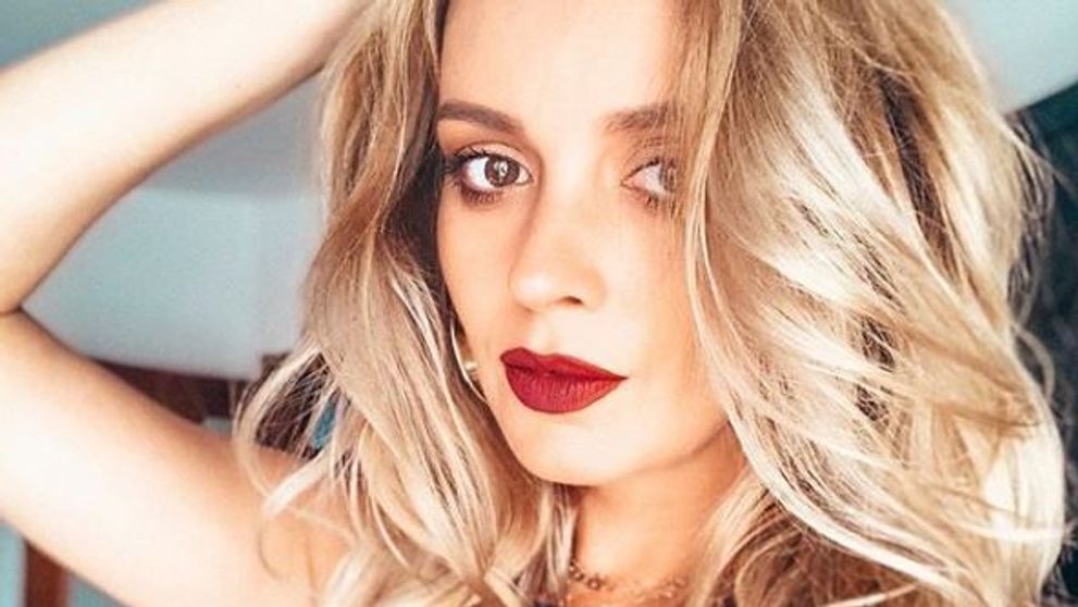 Diana Dumitrescu în costum de baie. Cum arată actrița în a opta lună de sarcină