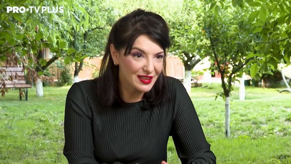 Nadiana Sălăgean despre serialul VIDEOCHAT: “Este un serial cu mult umor, un umor de calitate” VIDEO