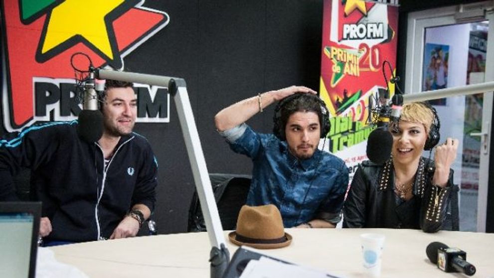 Sore vrea sa isi invite mama si sa o serbeze la concertul aniversar de 20 de ani de ProFM, 