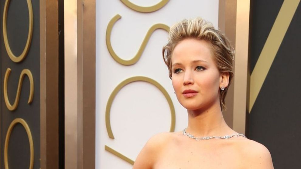 Jennifer Lawrence, relatie cu un barbat mai batran? Cum arata regizorul de 47 de ani cu care s-ar iubi actrita