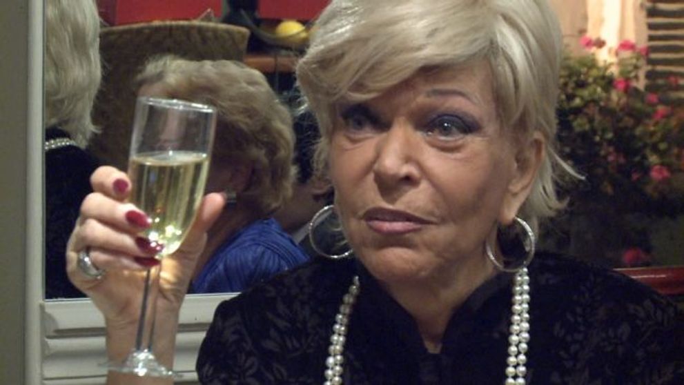 Cum a petrecut Christine Valmy de ziua ei la Paris: <span style=