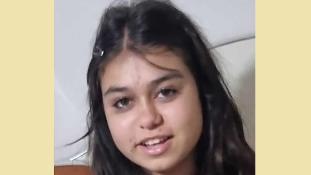 Fată de 14 ani dispărută de acasă! Dacă o vedeți pe stradă, sunați la 112