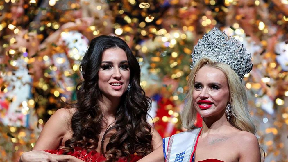 Cum ar fi ajuns controversata Natalya Oskar Miss Rusia. Ce rol a avut soțul ei miliardar în câștigarea titlului