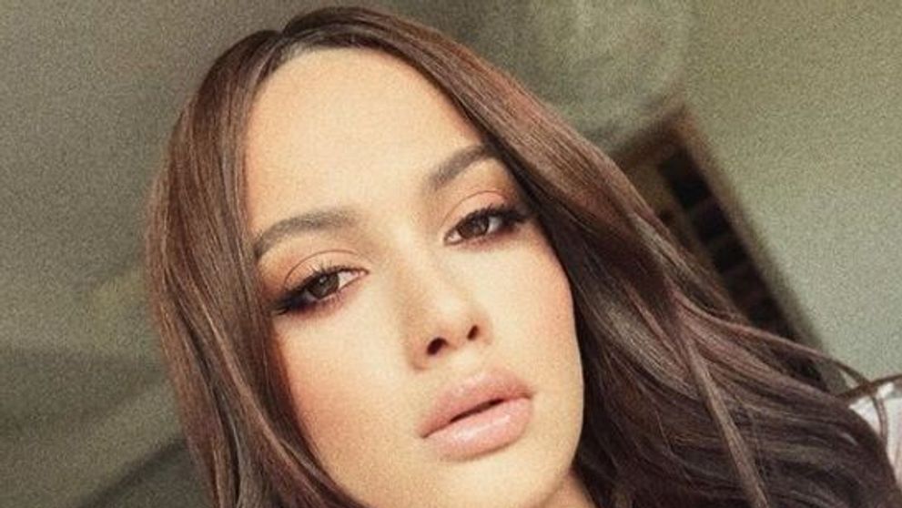 Betty Blue și-a surprins fanii cu un selfie-video realizat în dormitor! Cum s-a filmat în intimitate fiica lui Florin Salam