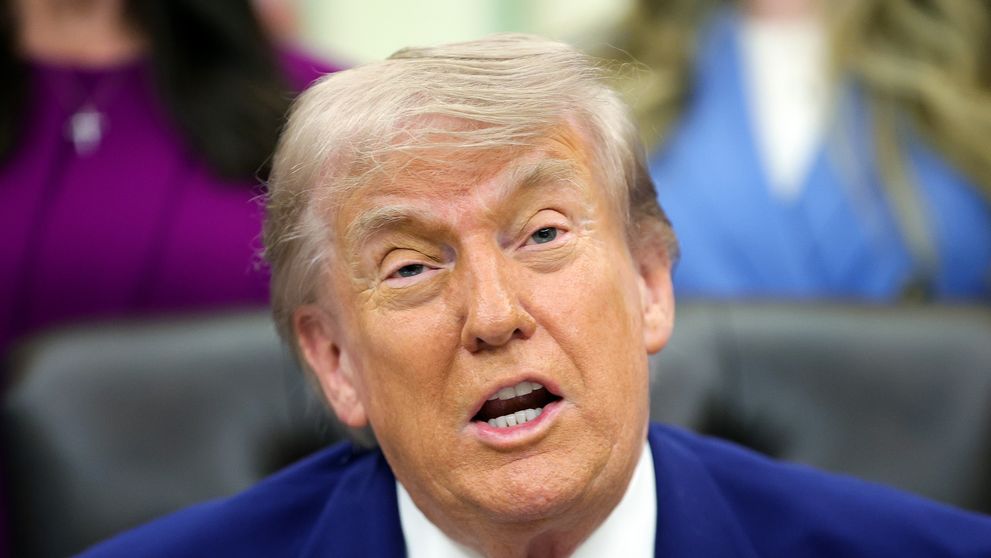 Donald Trump s-a supărat pe o jurnalistă și a făcut-o ”proastă”: ”Nu ești o persoană inteligentă”. Ce întrebare i-a pus aceasta