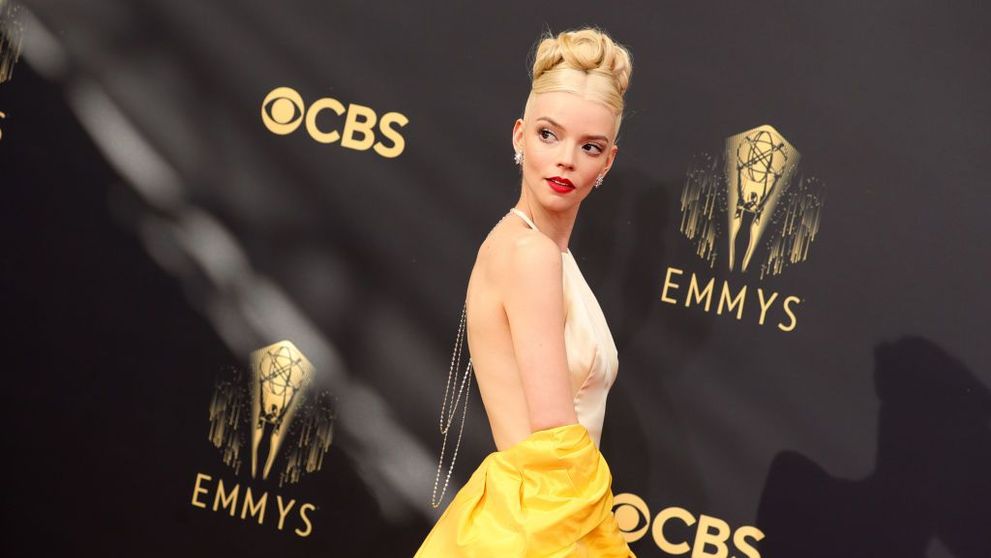 Premiile Emmy 2021. Cele mai spectaculoase rochii de pe covorul roșu