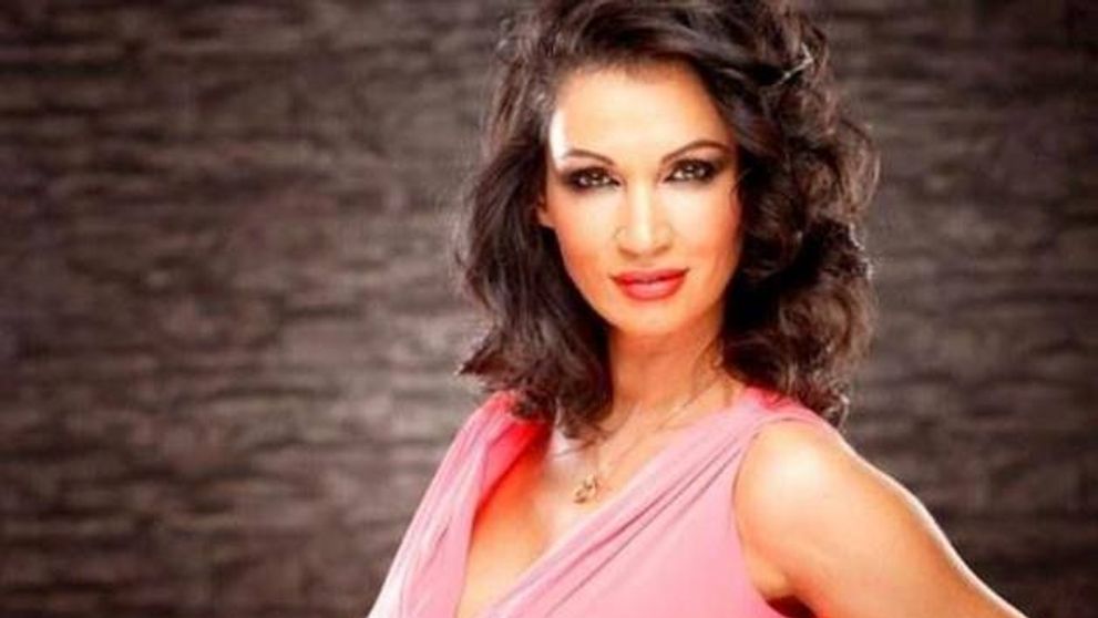 Nicoleta Luciu, cu o rochita cat un maiou. In ce tinuta sexy i-a urat 