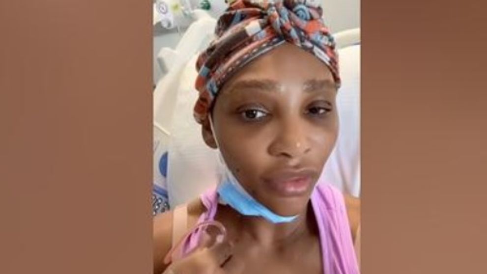 Serena Williams, operată de un chist „cât un grepfrut” la gât. Imagini de pe patul de spital