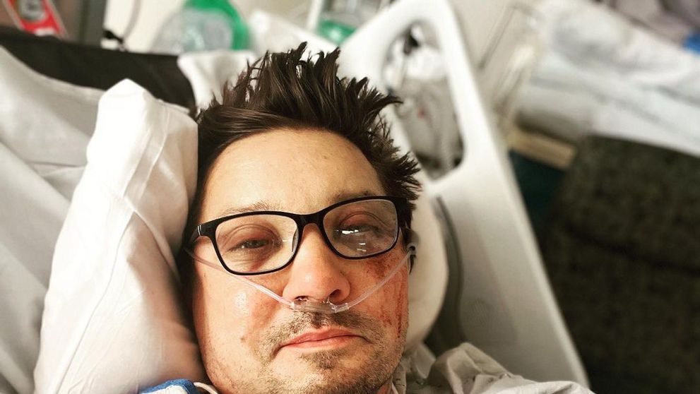 Prima imagine cu Jeremy Renner din spital, după accidentul grav suferit: “Sunt prea răvășit…”