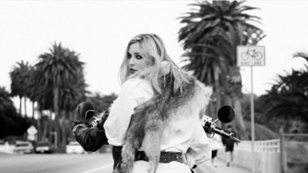 Fiica lui Demi Moore a mers cu posteriorul la vedere pe motocicleta! Vezi in galeria foto cat de bine arata