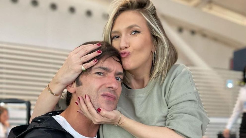 Adela Popescu, o mamă de nota 10! Cum reușește să își împartă timpul între platoul de filmare și viața de familie 