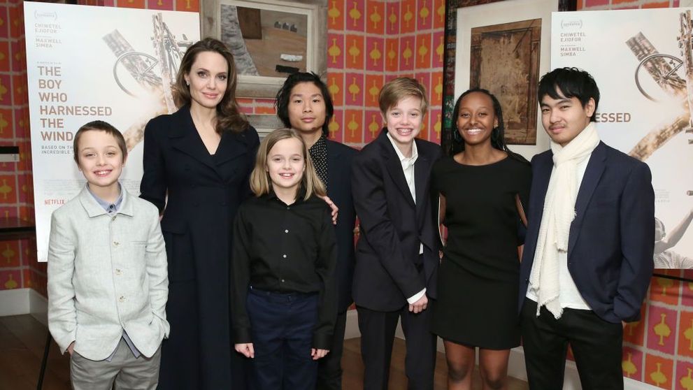 Angelina Jolie are băiat de facultate. În ce țară asiatică va merge la studii fiul cel mare și ce va învăța acolo
