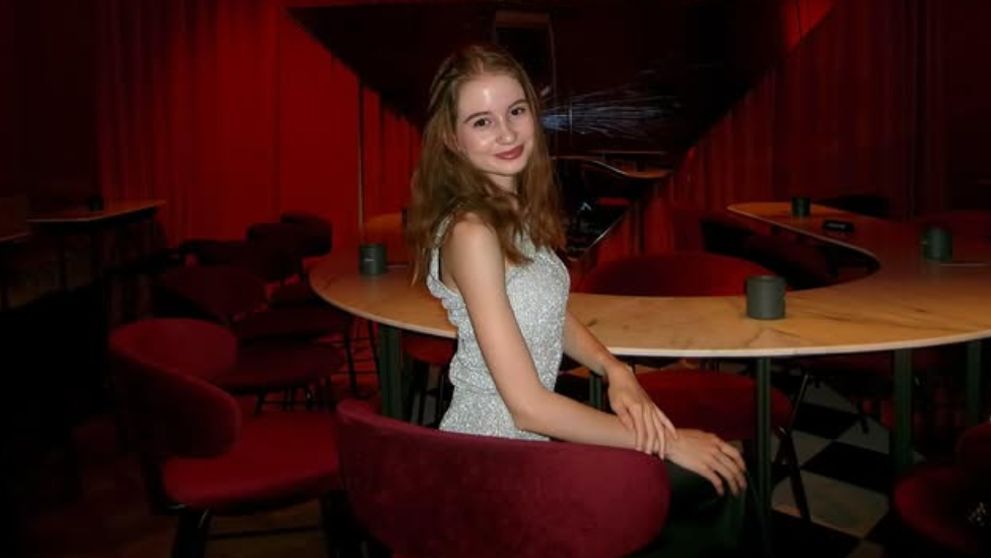 Cu cine a plecat Irina Columbeanu în Saint-Tropez. Tânăra a scăpat fotografia pe internet