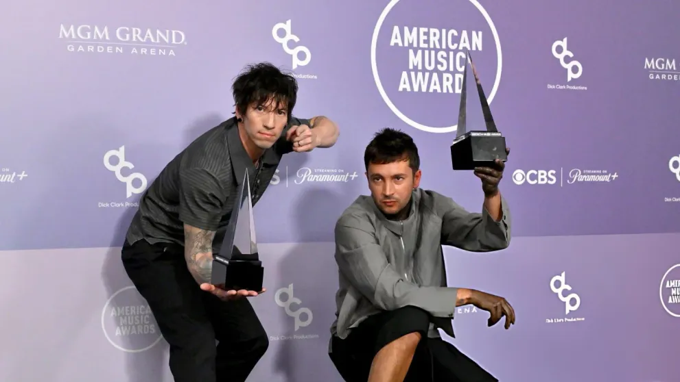 Twenty One Pilots câștigă Best Rock/Alternative Artist la AMA înainte de revenirea la Electric Castle 2026