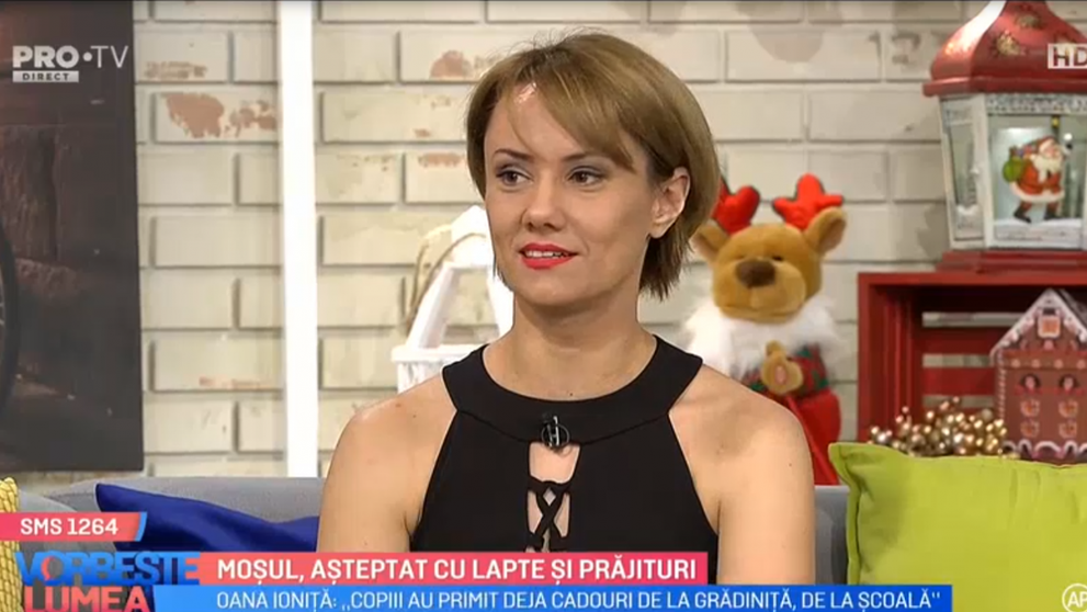 VIDEO Moșul, așteptat cu lapte și prăjituri