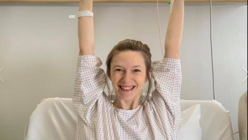 VIDEO Adela Popescu ne povestește care au fost primele reacții după ce a născut