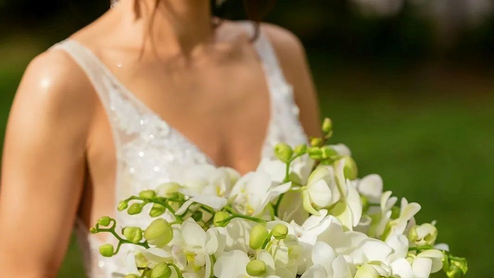 (P) Cum alegi florile pentru buchetul de mireasă?