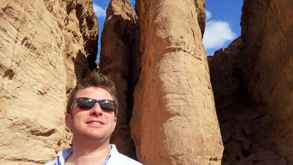 Pavel Bartos a inceput anul 2013 cu o premiera. Prezentatorul de la 